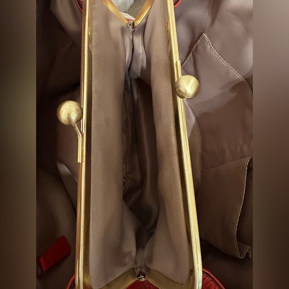 Coach Red Leather Tote with Kisslock and Logo Stitching Design - Picture 7 of 7